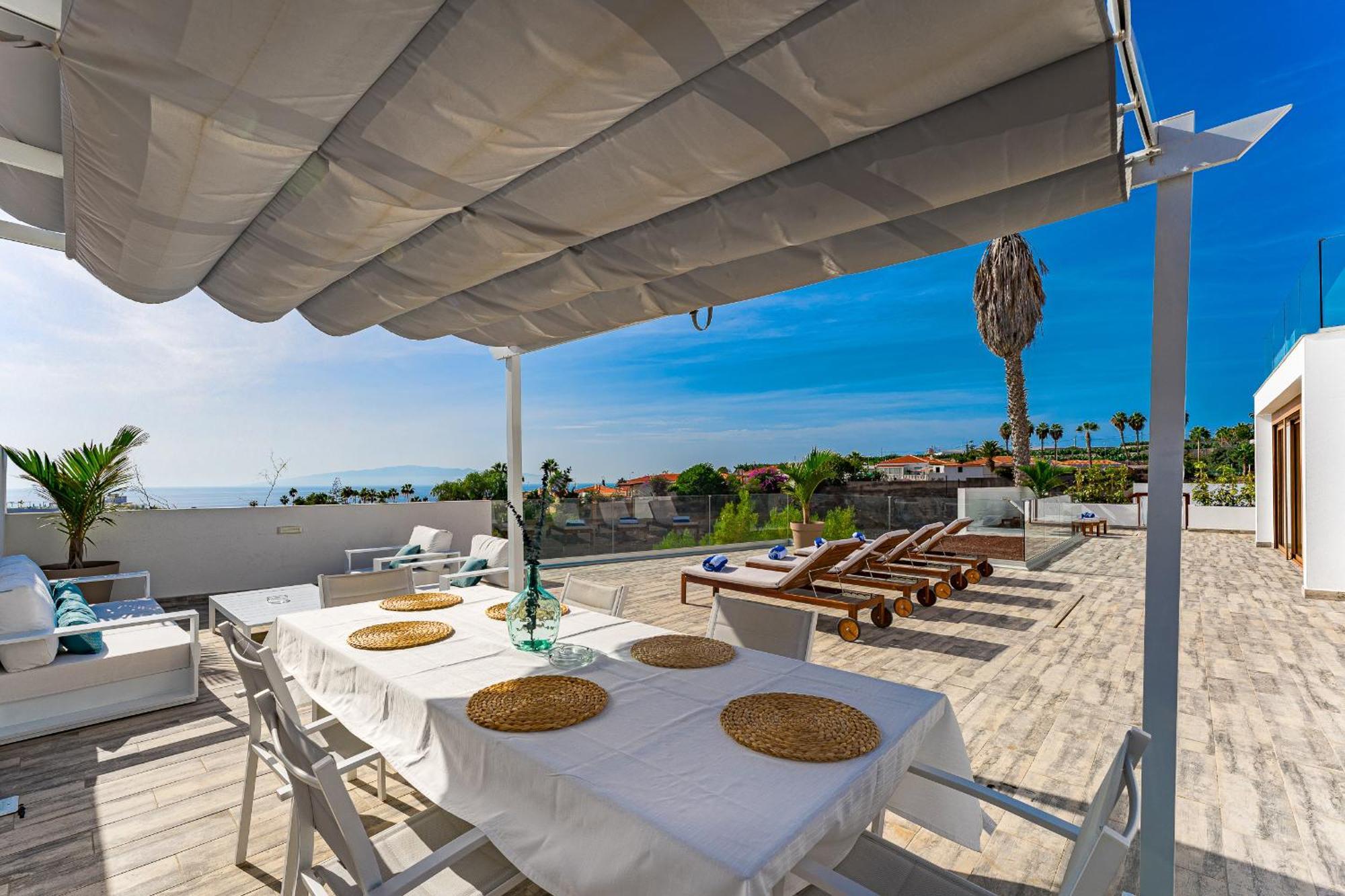 Fabulous Contemporary 5 Bedroom Villa With Private Heated Pool, Sleeps Max 13 Callao Salvaje Exterior foto